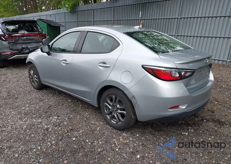 2019 Toyota Yaris Xle из США, поврежденный, VIN 3MYDLBYV3KY525777